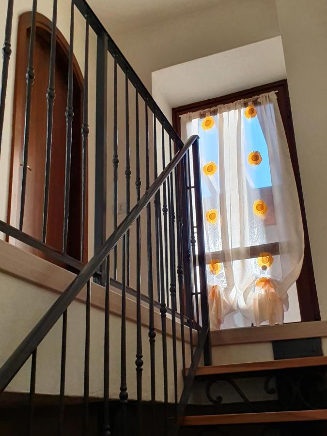 B&B Il Pettirosso Malonno Eksteriør billede