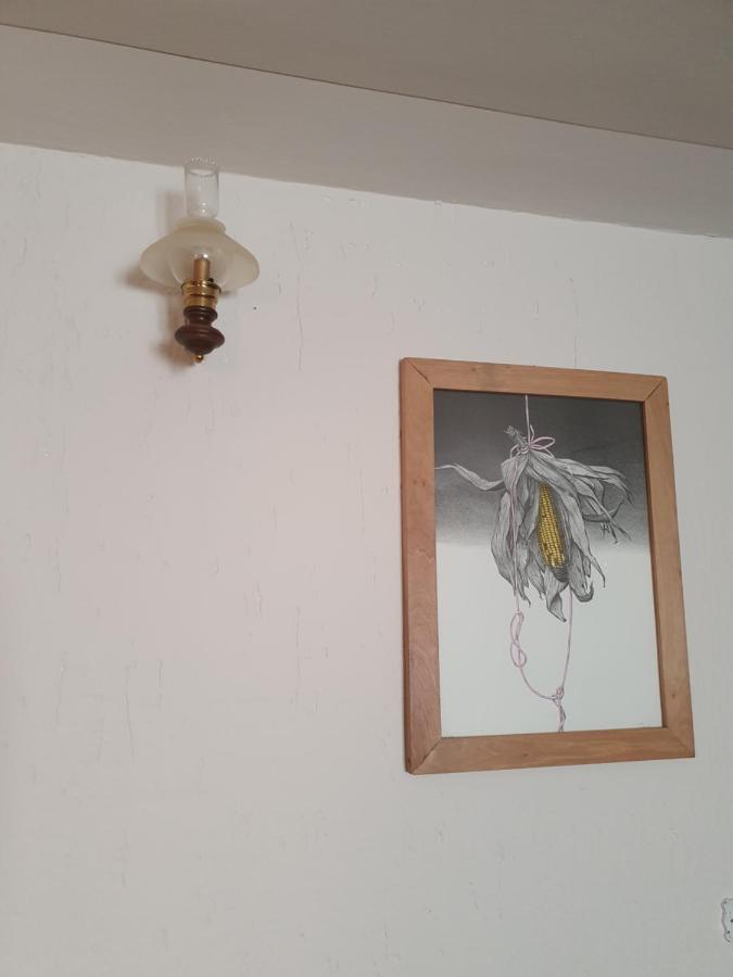 B&B Il Pettirosso Malonno Eksteriør billede