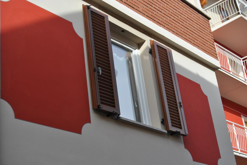 B&B Il Pettirosso Malonno Eksteriør billede