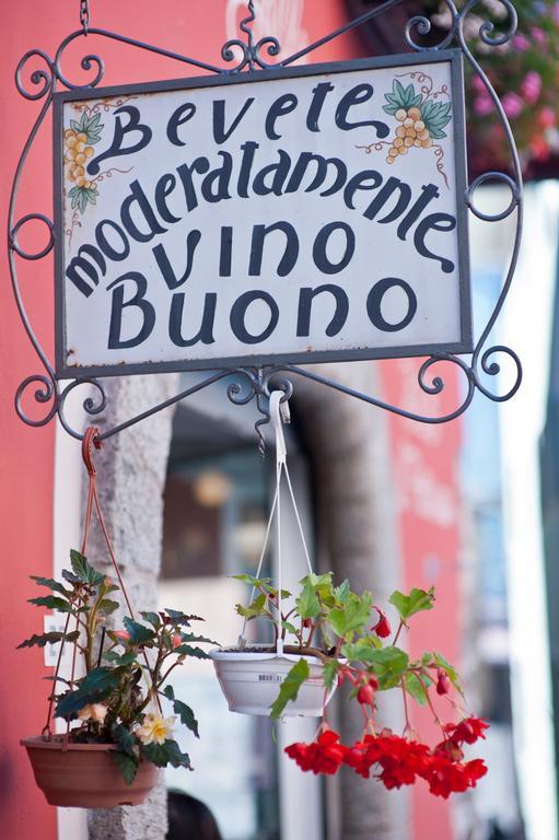 B&B Il Pettirosso Malonno Eksteriør billede